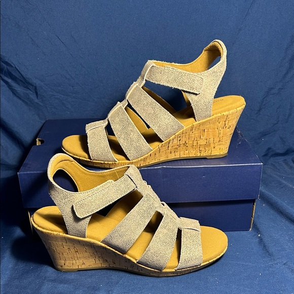 Rockport Shoes - rockport- Briah new gladiator, grey tan, 6.5 women sw